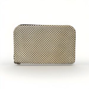 Vintage Whiting And Davis Off White Metal Mesh Zip Around Clutch Purse USA 8”x5”